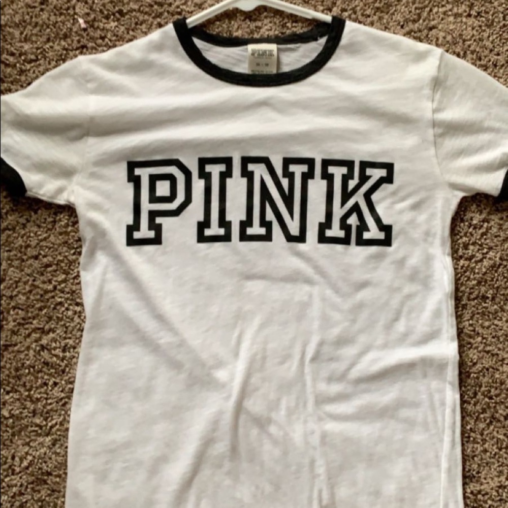 PINK shirt !!